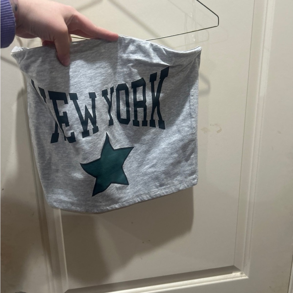 Gray New York Graphic Women's Top